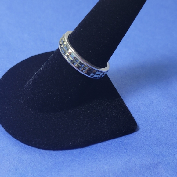 ❤ 925-SILVER RING SIZE 8.5 - Picture 4 of 5